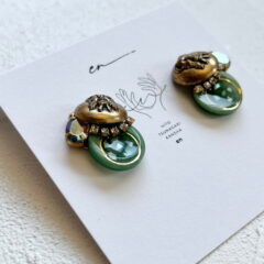 ボタンアクセサリー 制作過程