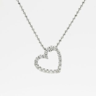 アクセサリーモチーフの意味を徹底解説！天然石の意味も併せて紹介