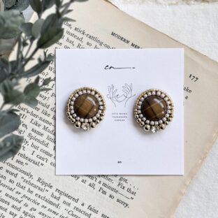 チェック柄ヴィンテージボタン×ラインストーン ピアス／イヤリング