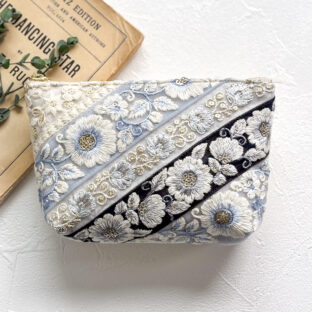 大人のためのインド刺繍ポーチ / BLUE（M）